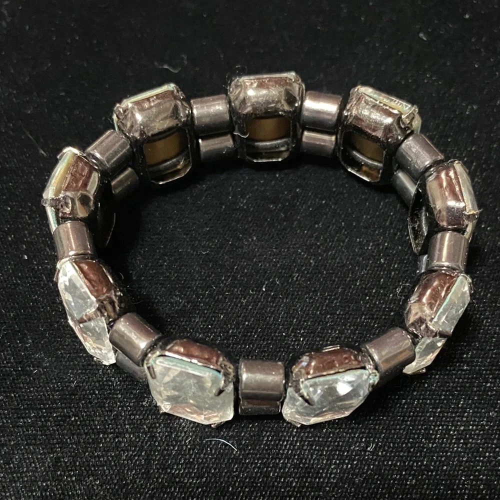 Vintage Black and large rhinestone Women's stretch Bracelet